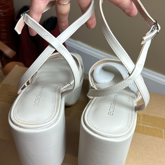 NWOT - • BCBGeneration • Women's Sandi Sandal, Stone, Size 9 - FABULOUS! 🤩 - Picture 9 of 14